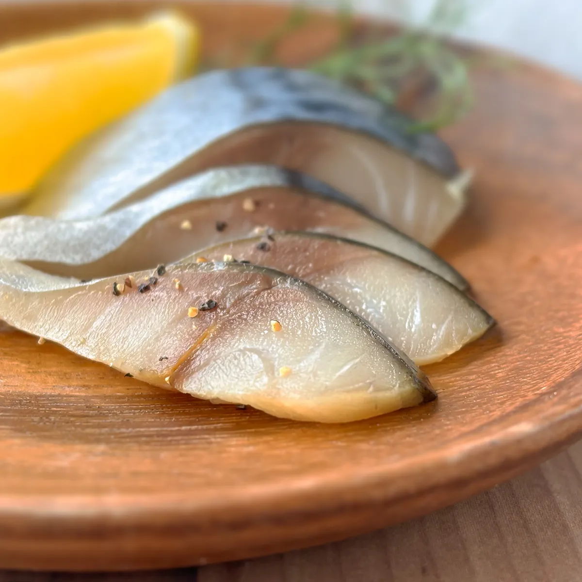 金華さば生ハム燻製の盛り付けイメージ画像